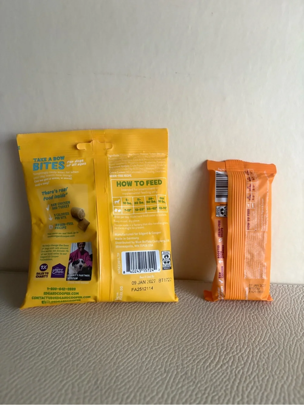 New Edgard Cooper Bites And A Bar For Dogs